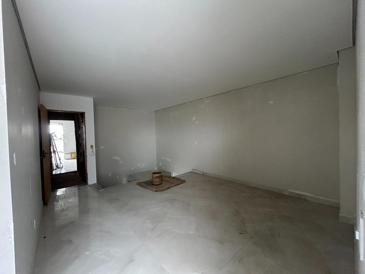 Cobertura, Santa Cruz Industrial, 4 Quartos, 4 Vagas, 1 Suíte