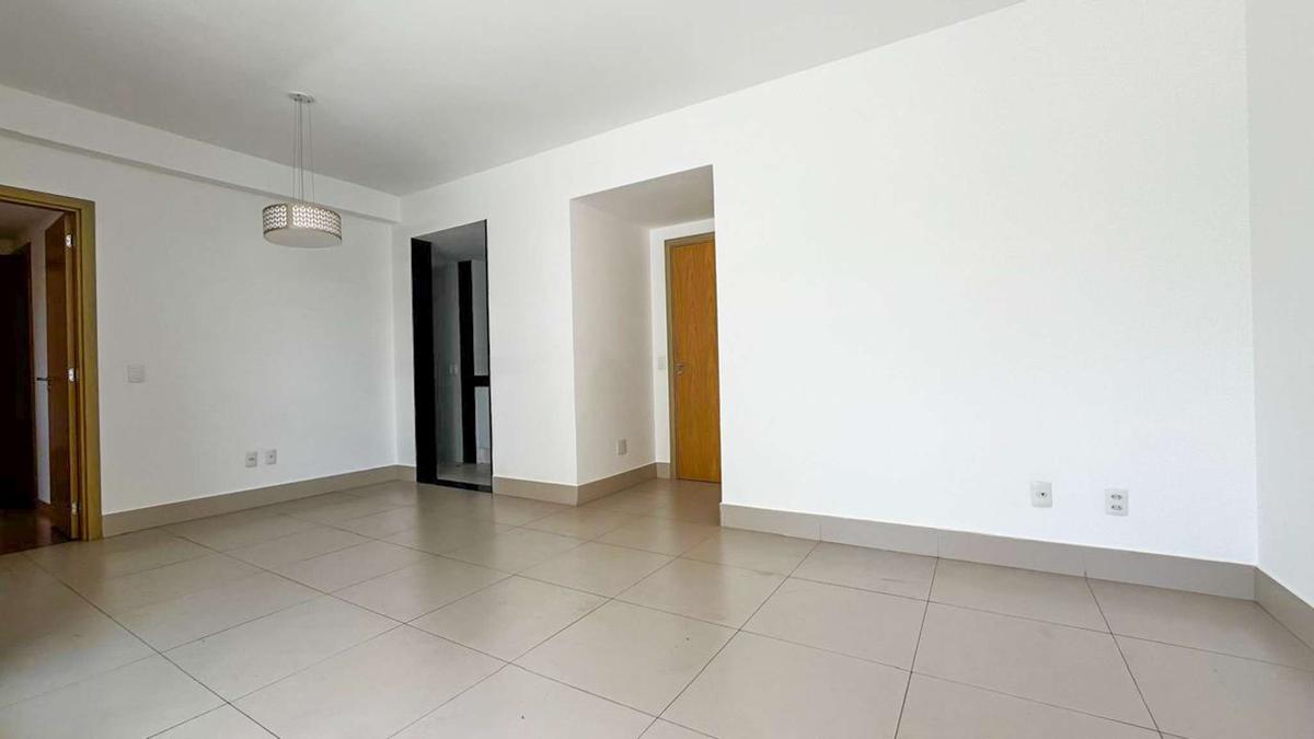 Apartamento, Estoril, 3 Quartos, 2 Vagas, 1 Suíte