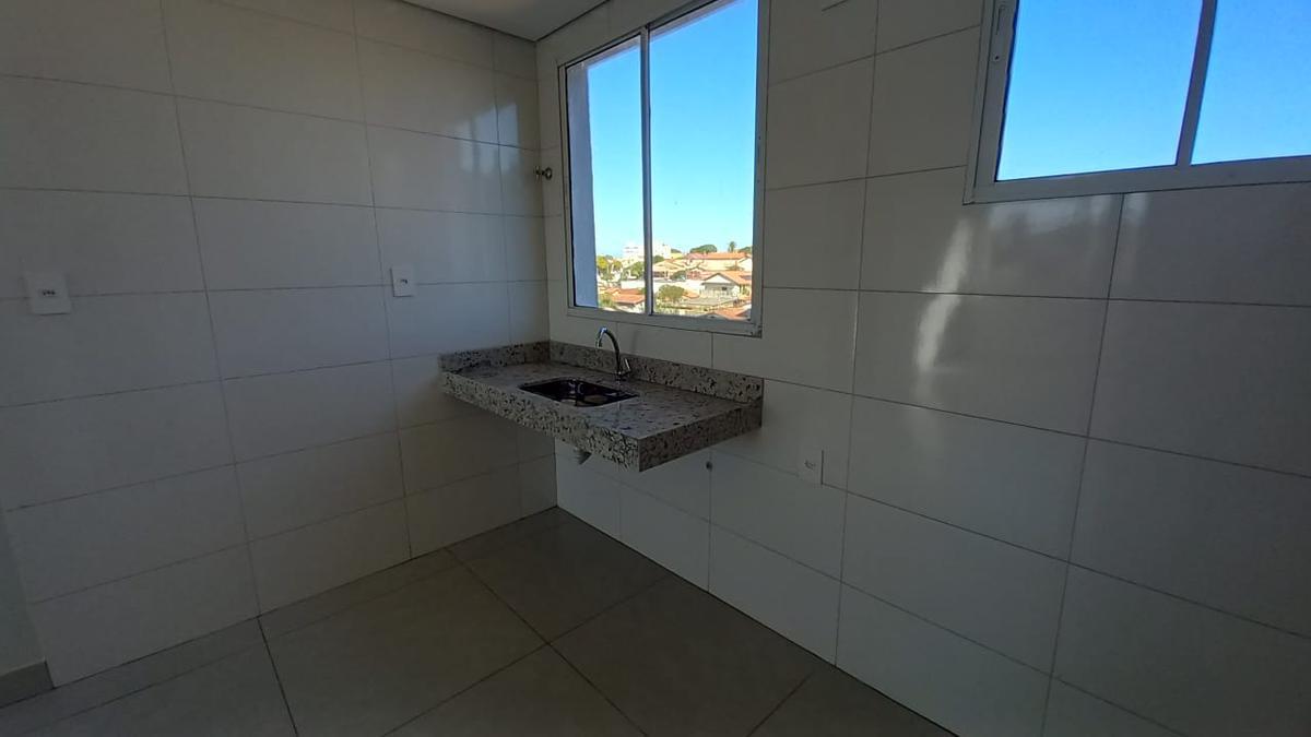 Apartamento, Santa Mônica, 2 Quartos, 2 Vagas
