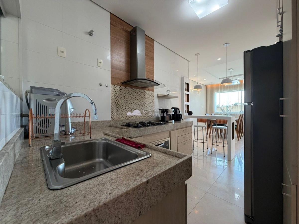 Casa, Santa Mônica, 3 Quartos, 3 Vagas, 1 Suíte