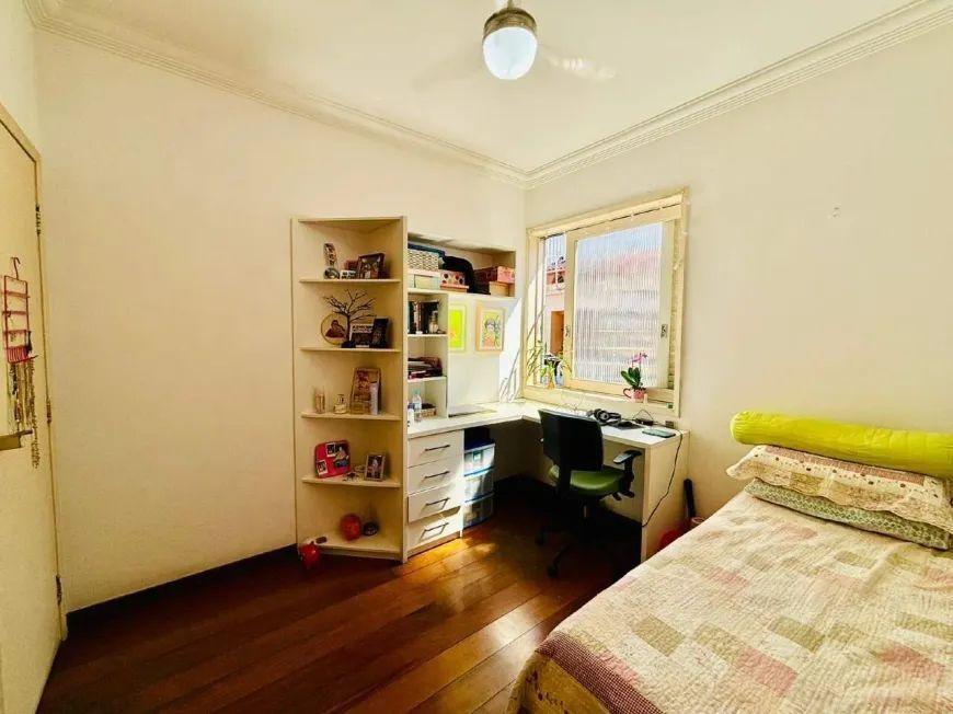 Casa, São José, 3 Quartos, 5 Vagas, 1 Suíte