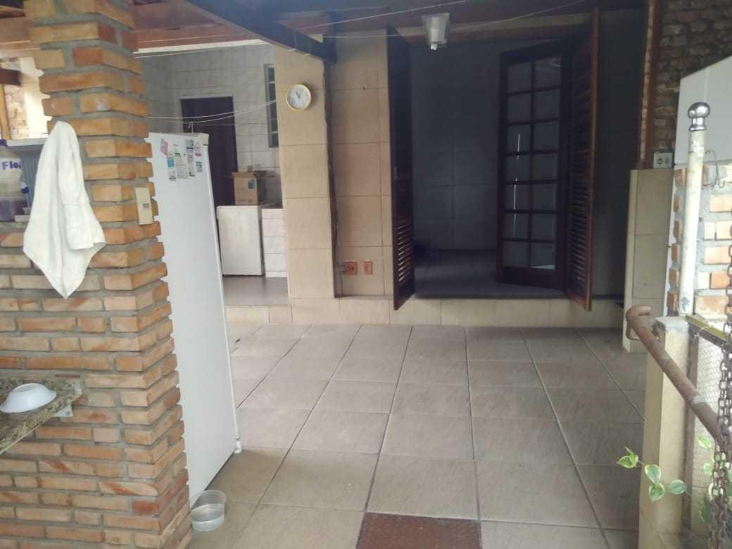 Casa, Gutierrez, 4 Quartos, 2 Vagas, 1 Suíte