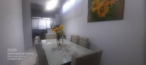 Casa, Centro Sul, 4 Quartos, 2 Vagas, 2 Suítes