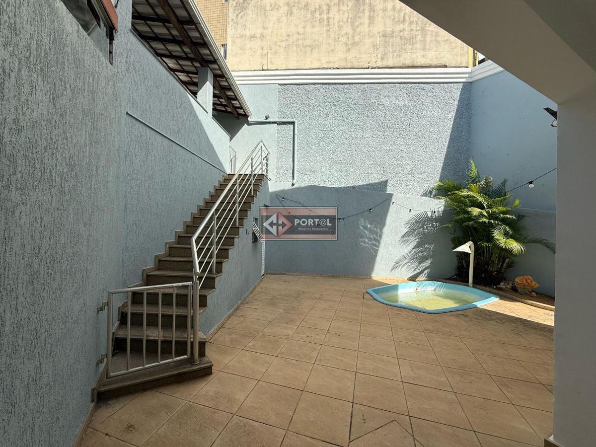 Casa, Itapoã, 3 Quartos, 4 Vagas, 1 Suíte