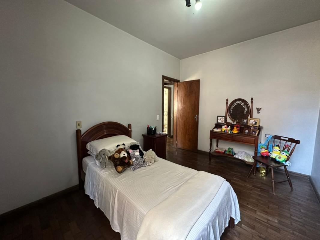 Cobertura, Luxemburgo, 4 Quartos, 2 Vagas, 1 Suíte