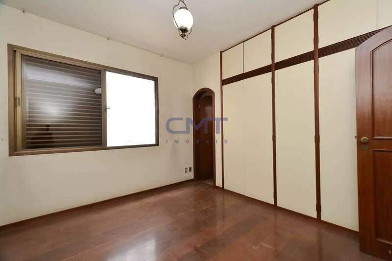 Apartamento, Funcionários, 4 Quartos, 3 Vagas, 2 Suítes