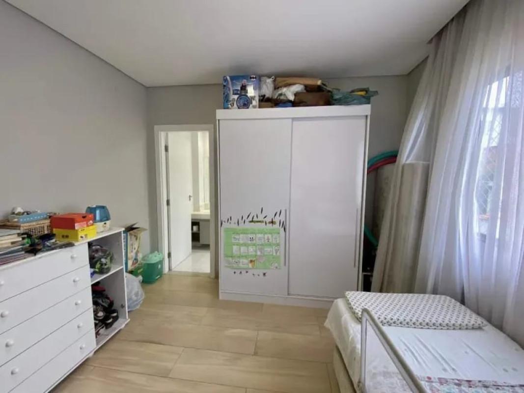 Casa, Planalto, 3 Quartos, 4 Vagas, 3 Suítes