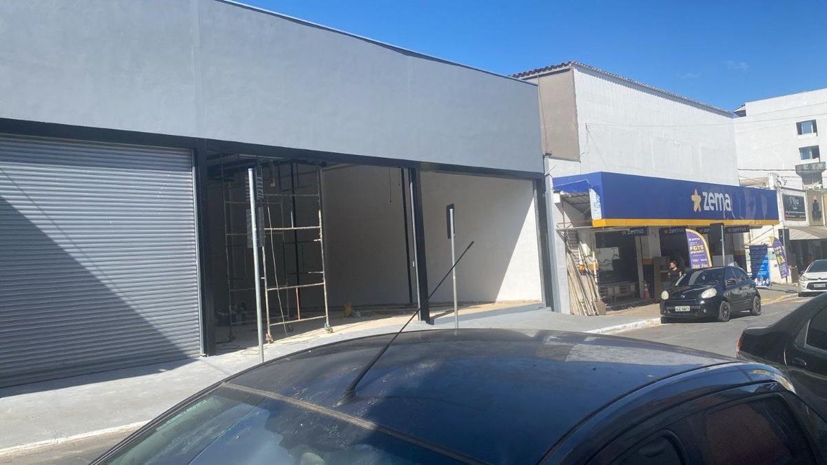 Andar, Centro, 0 Quarto, 0 Vaga