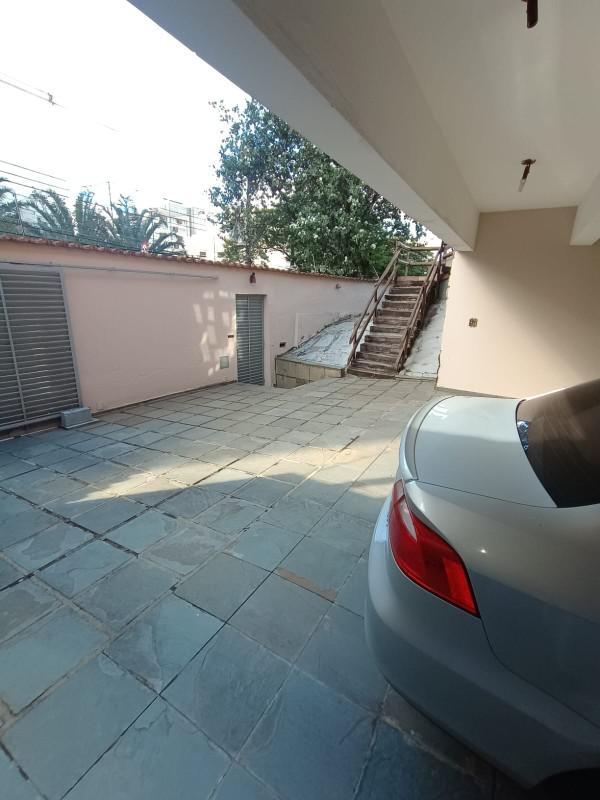 Casa, Luxemburgo, 4 Quartos, 4 Vagas, 1 Suíte