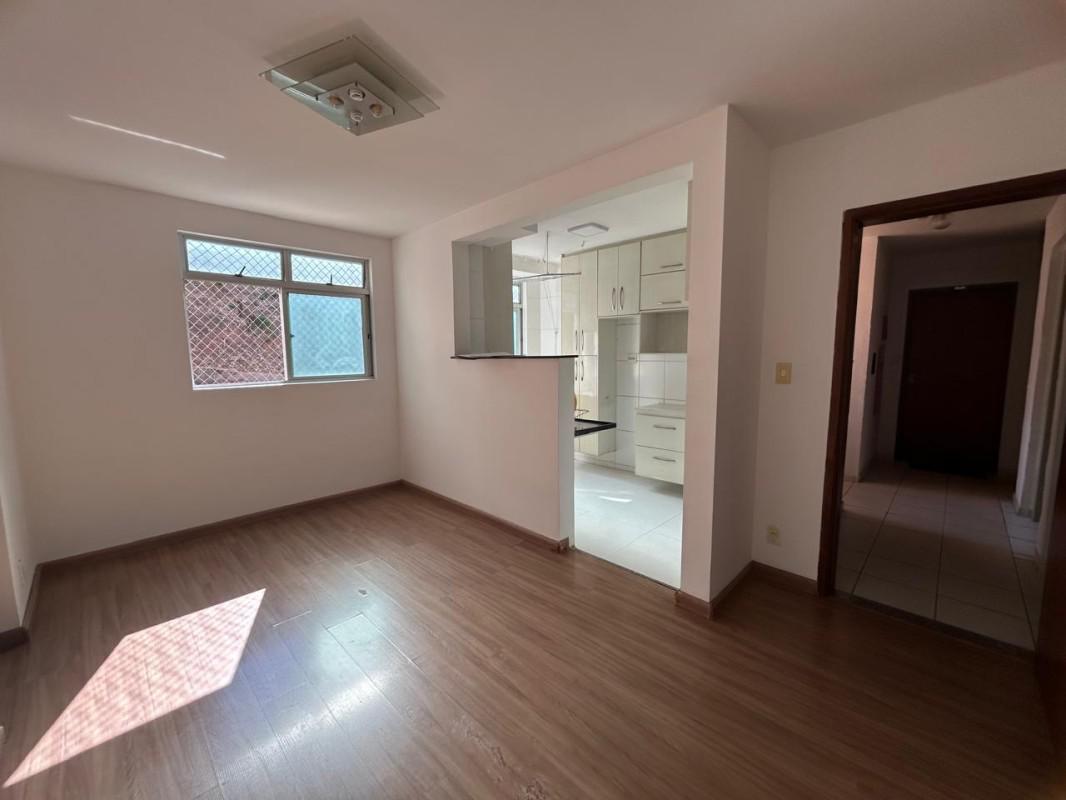Apartamento, Carlos Prates, 2 Quartos, 1 Vaga