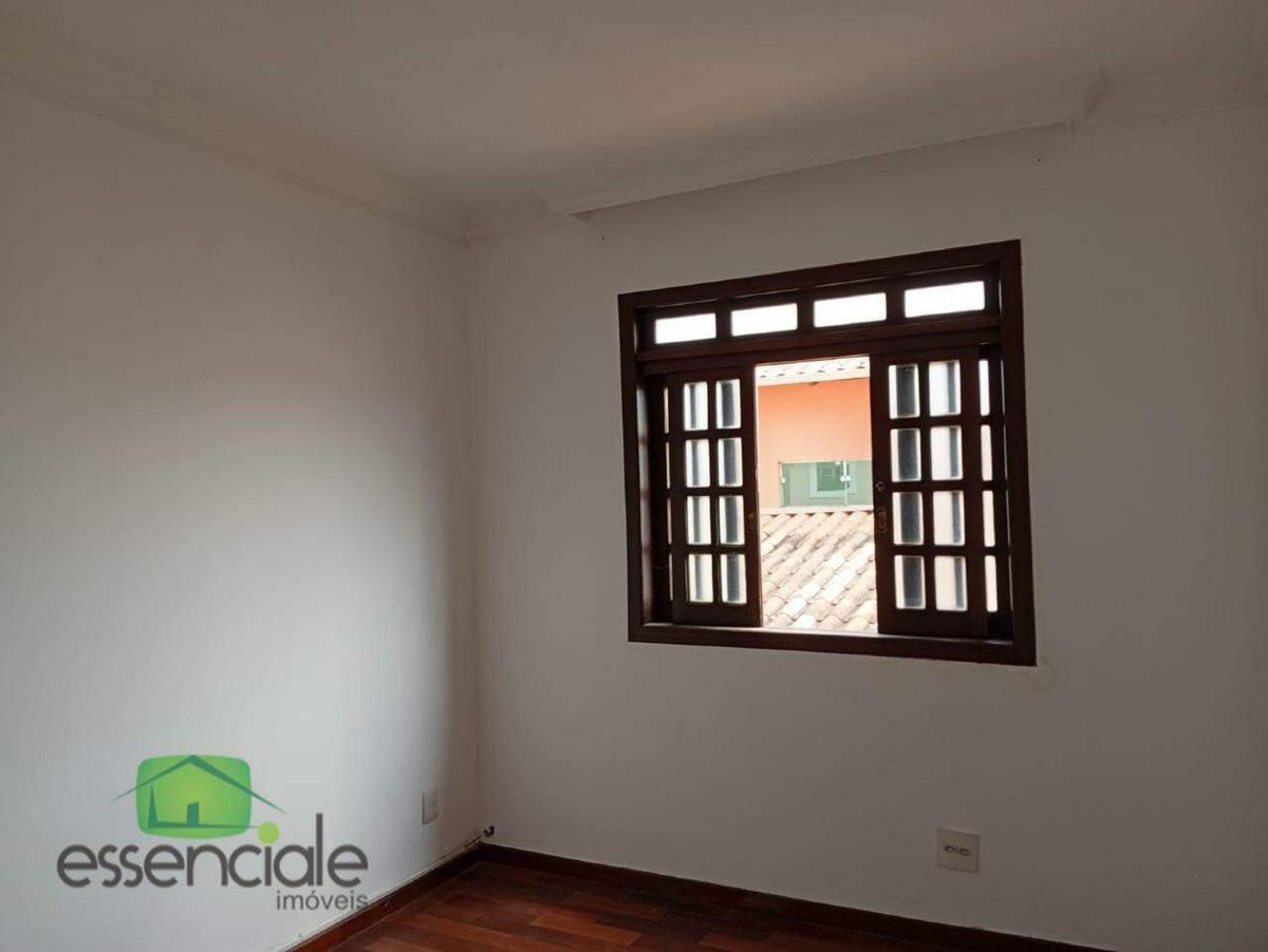 Casa, Três Barras, 3 Quartos, 2 Vagas, 1 Suíte