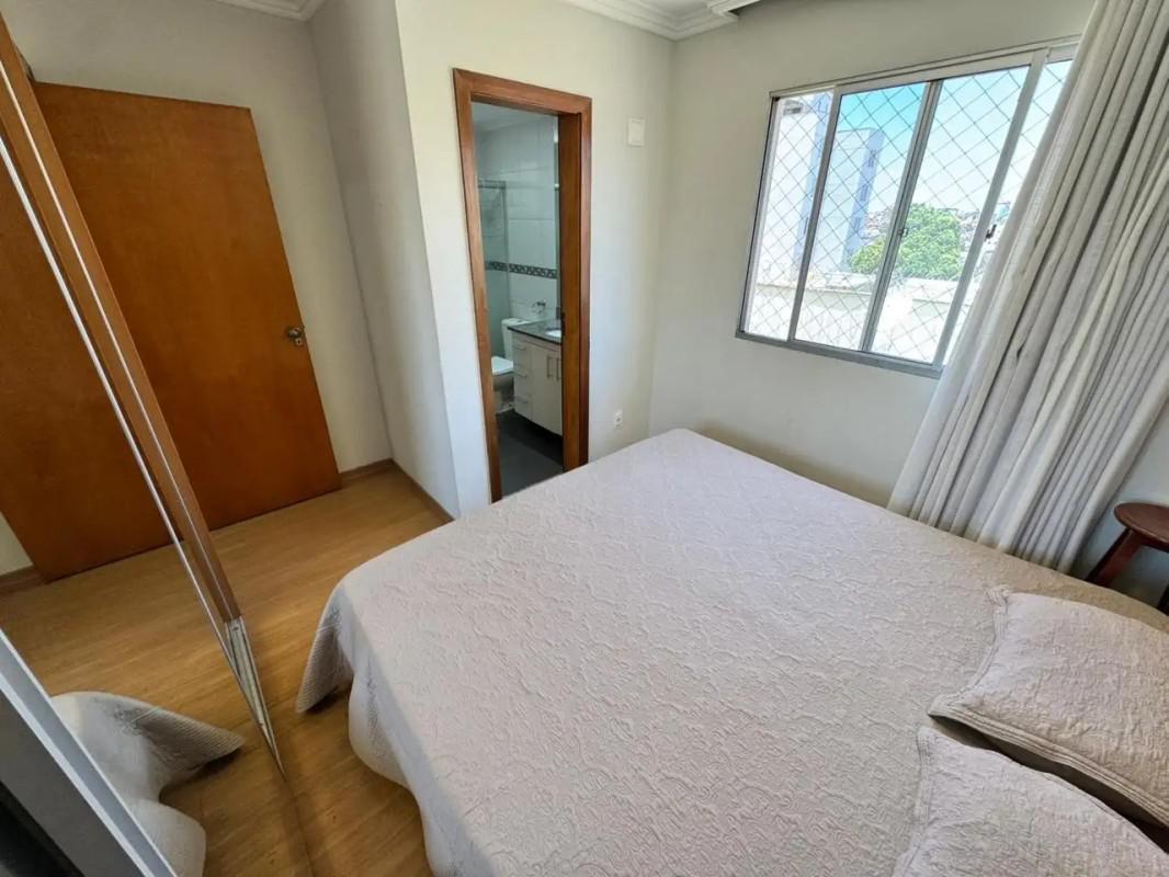 Apartamento, Sagrada Família, 3 Quartos, 2 Vagas, 1 Suíte