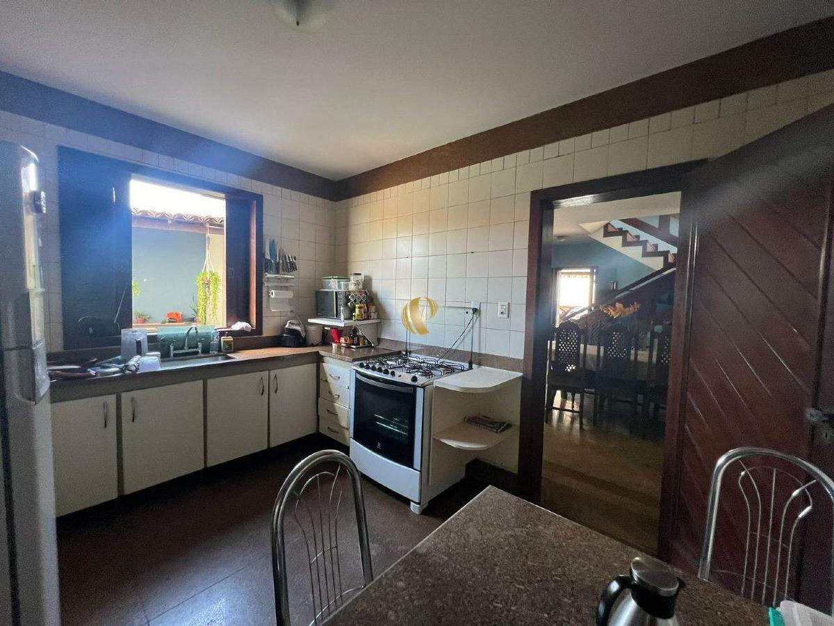 Casa, Vila Brasil, 5 Quartos, 2 Vagas, 1 Suíte