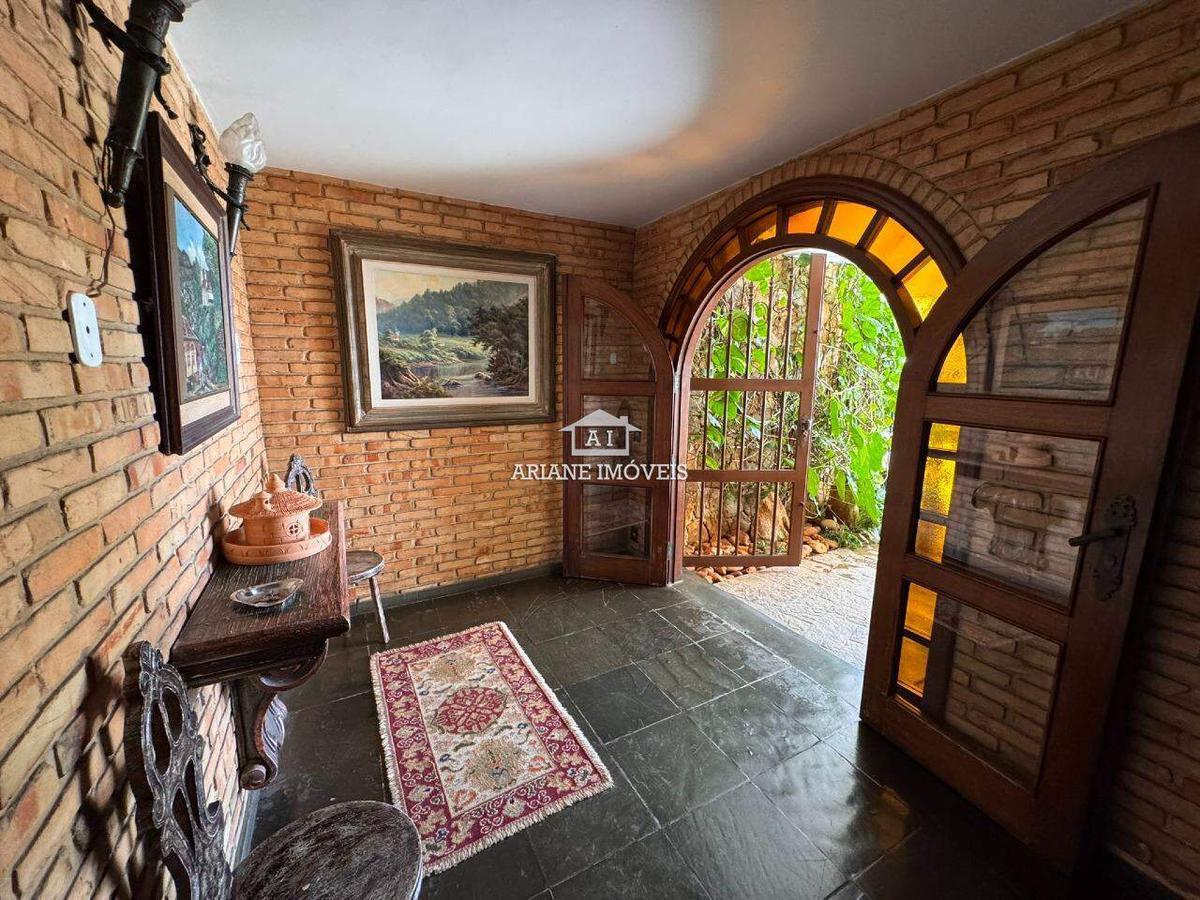 Casa, Bandeirantes (pampulha), 4 Quartos, 10 Vagas, 3 Suítes