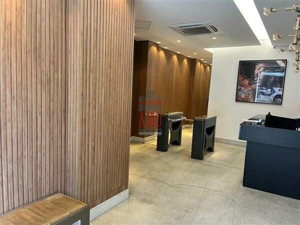 Sala, Centro