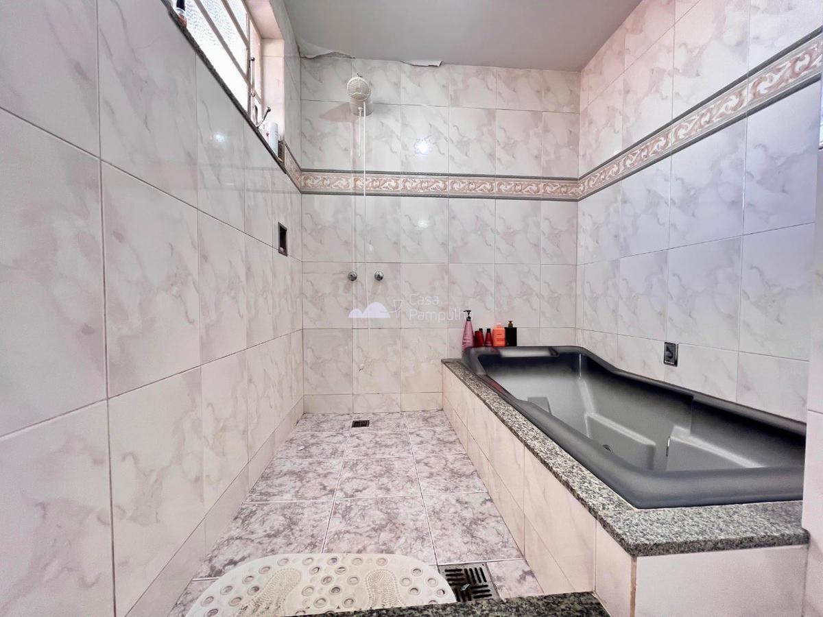Casa, Planalto, 4 Quartos, 4 Vagas, 1 Suíte