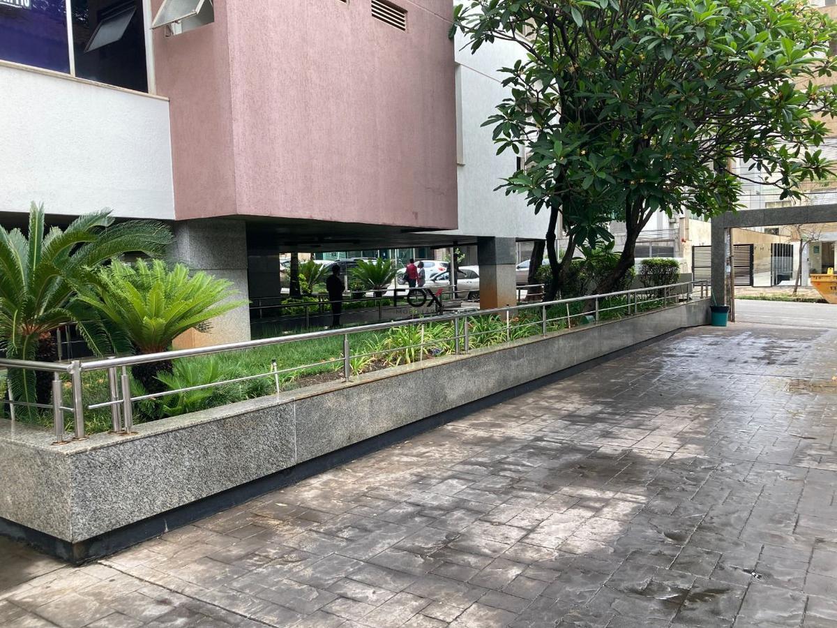 Sala, Funcionários, 0 Quarto, 1 Vaga
