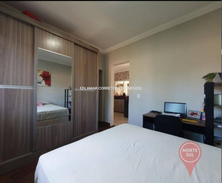 Casa, Tangará, 3 Quartos, 3 Vagas, 1 Suíte