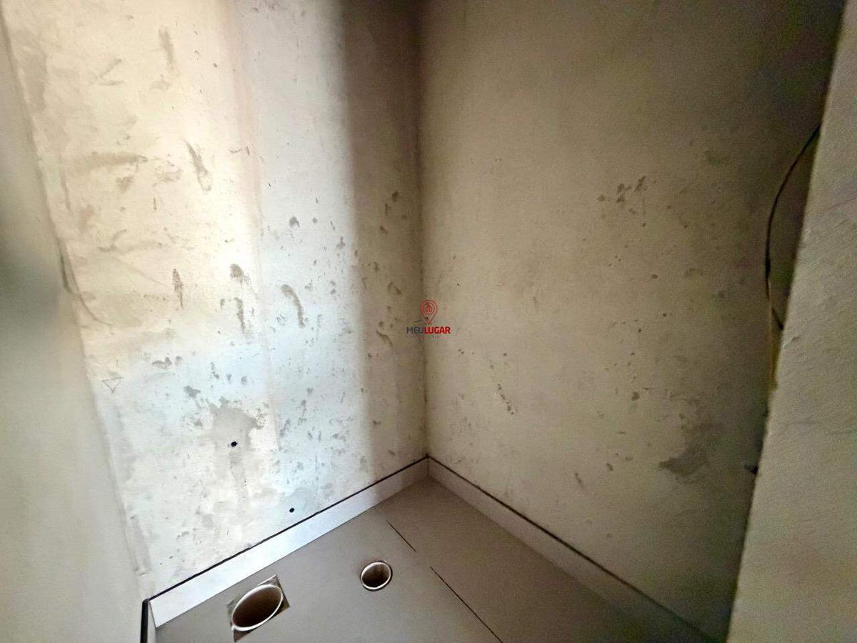 Casa, Masterville, 3 Quartos, 3 Vagas, 1 Suíte