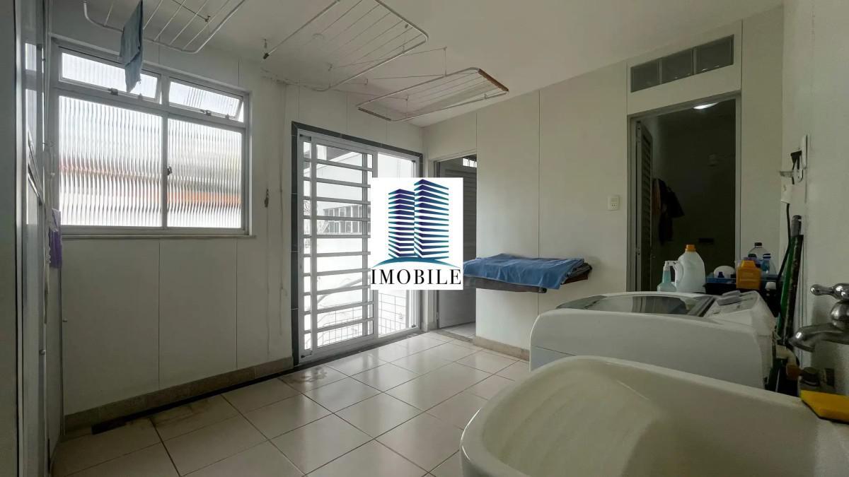 Casa, São Lucas, 7 Quartos, 3 Vagas, 1 Suíte