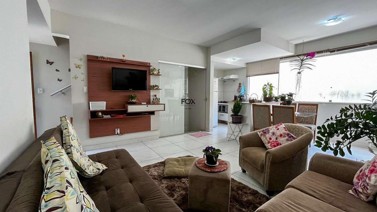 Casa, Santa Efigênia, 3 Quartos, 2 Vagas, 2 Suítes