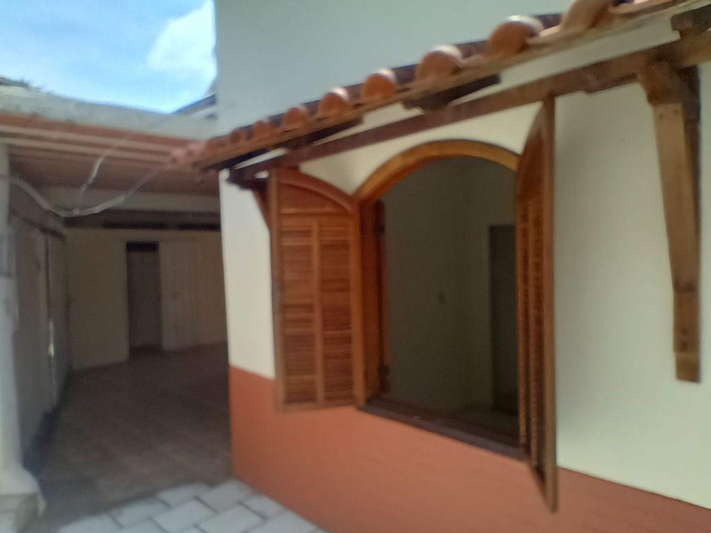 Casa, Morro São Francisco, 4 Quartos, 0 Vaga