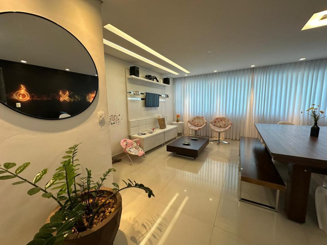 Apartamento, Castelo, 3 Quartos, 2 Vagas, 1 Suíte