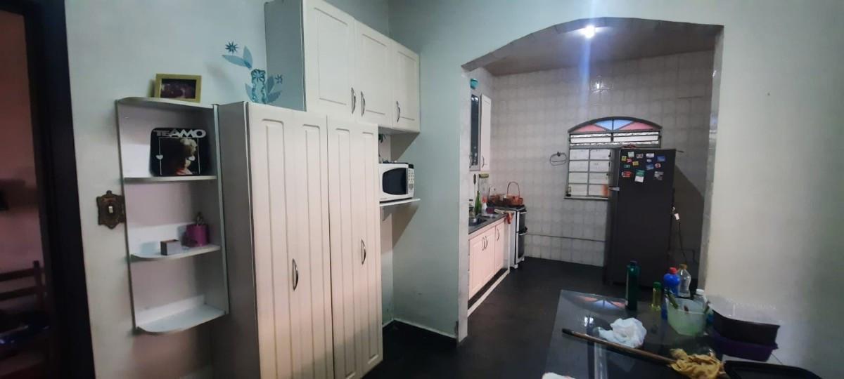 Casa, Cachoeirinha, 4 Quartos, 1 Vaga