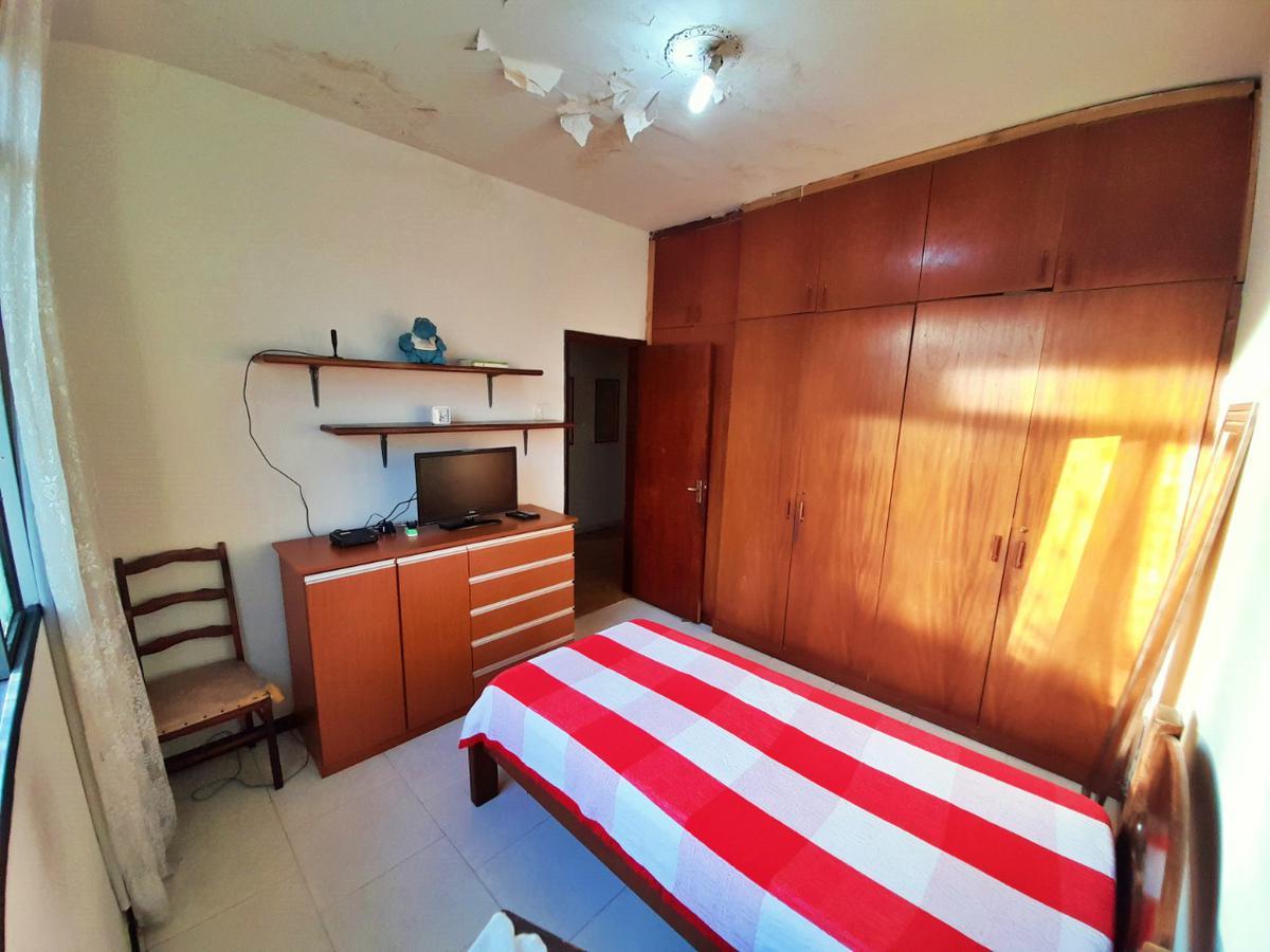 Casa, Caiçaras, 4 Quartos, 5 Vagas, 1 Suíte