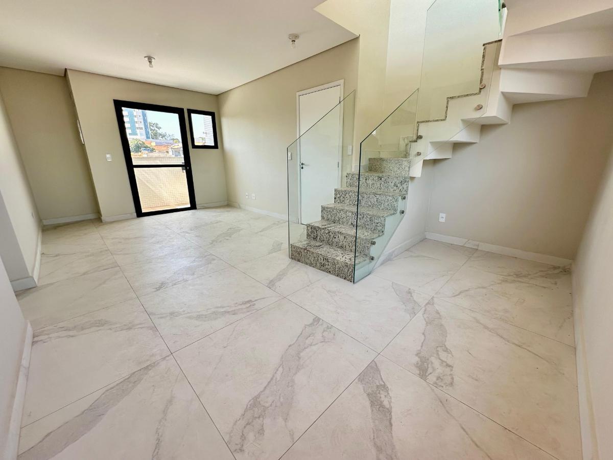 Cobertura, Itapoã, 2 Quartos, 2 Vagas, 1 Suíte