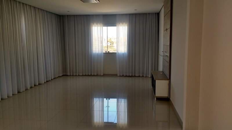 Casa, Havaí, 4 Quartos, 4 Vagas, 2 Suítes