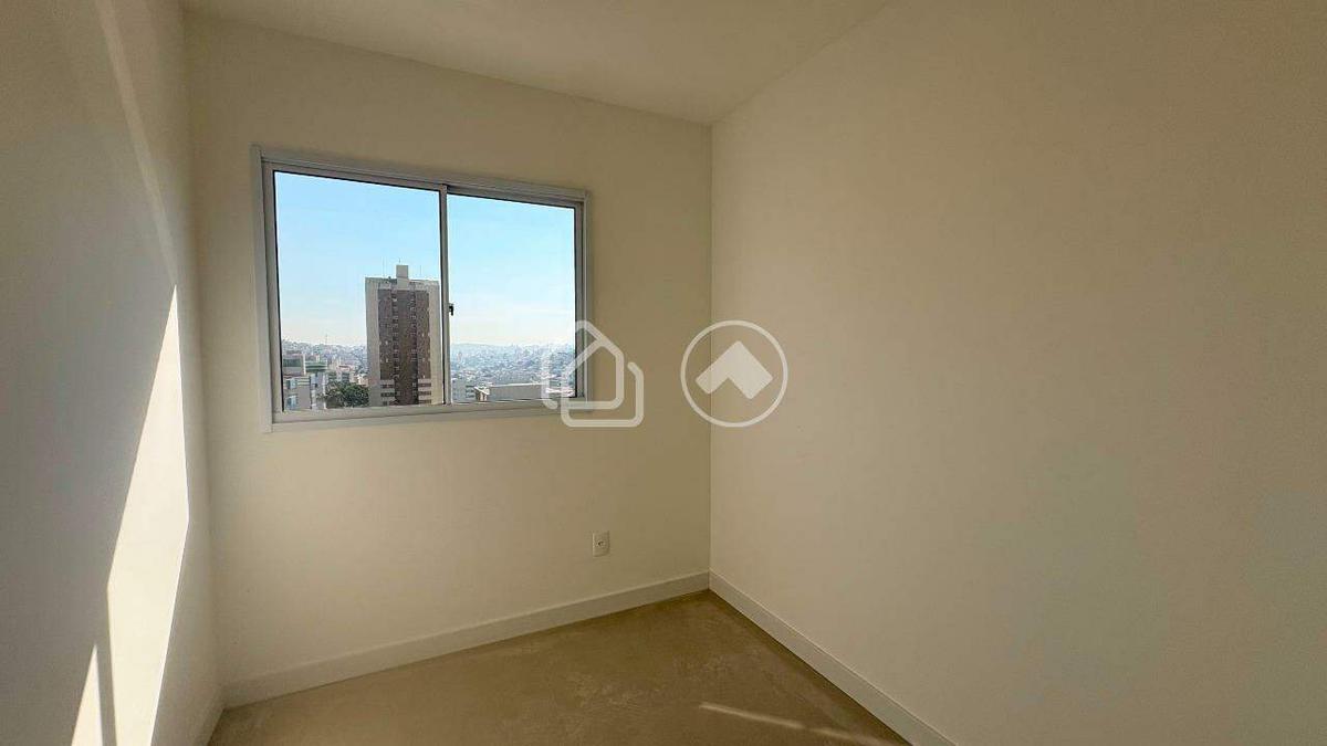 Apartamento, Estoril, 3 Quartos, 1 Vaga, 1 Suíte