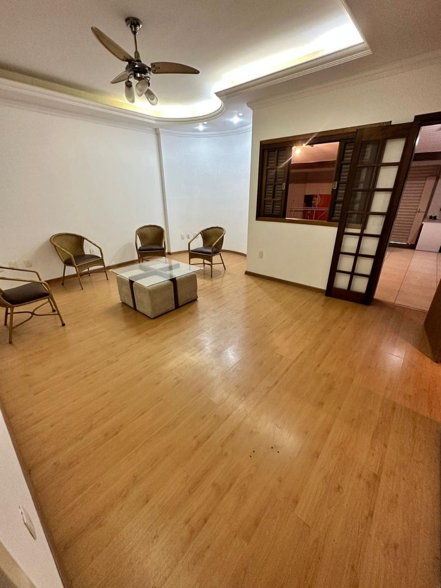 Casa, Pedra Azul, 5 Quartos, 5 Vagas, 1 Suíte