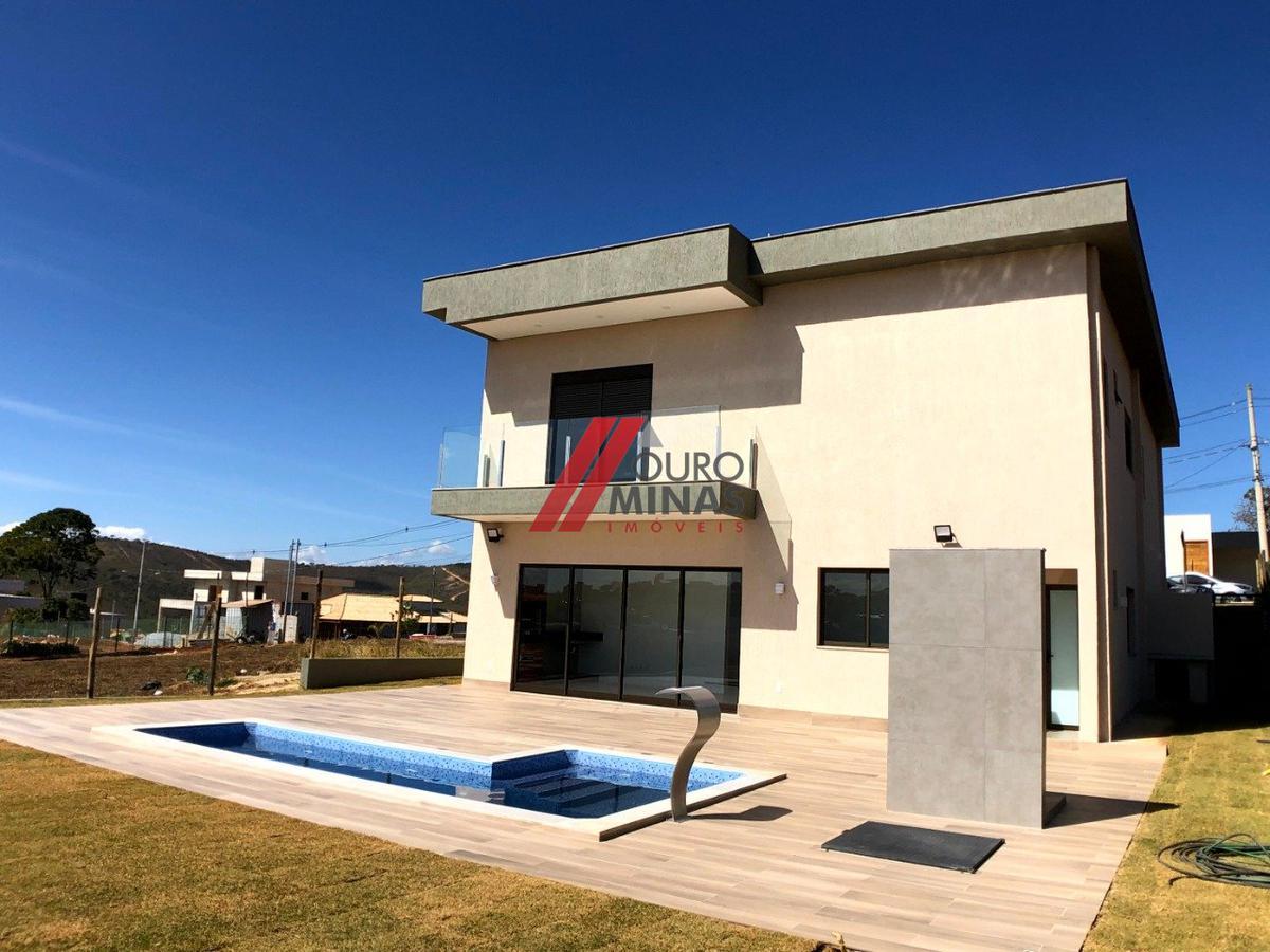 Casa, Centro, 4 Quartos, 4 Vagas, 2 Suítes