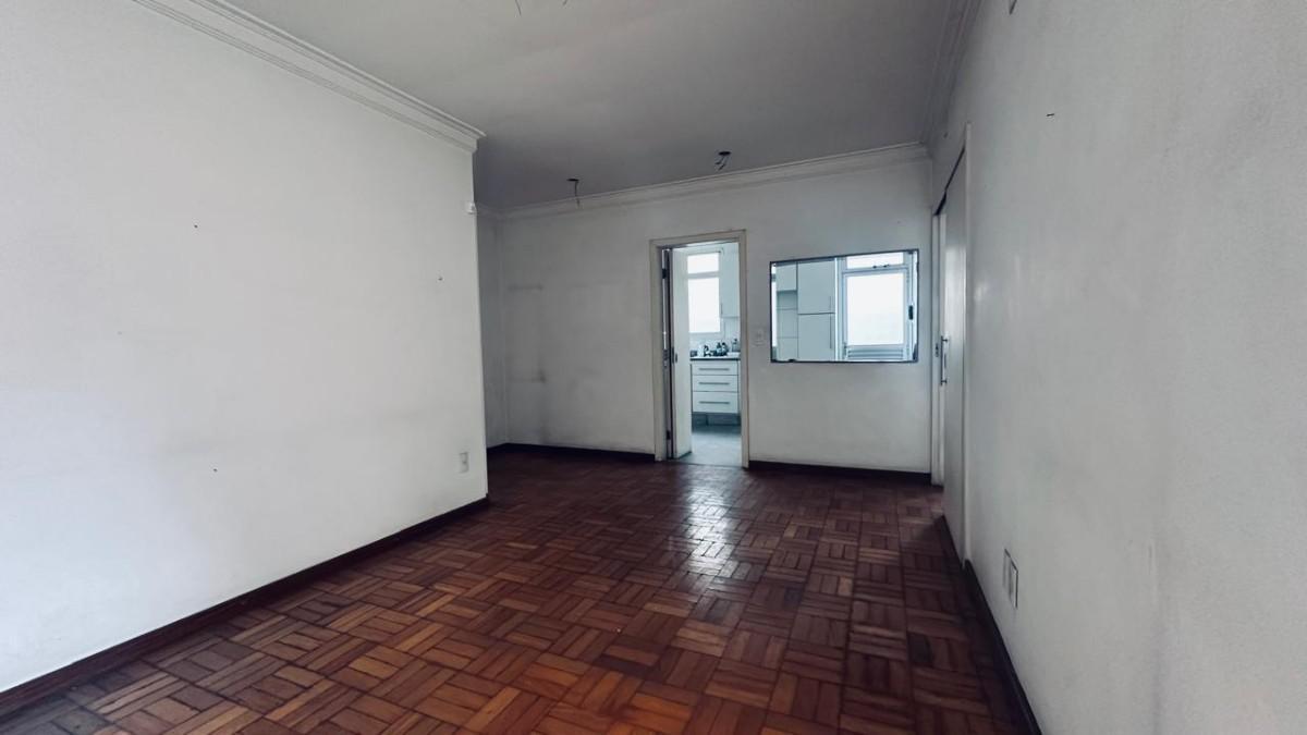 Casa, Barroca, 4 Quartos, 2 Vagas, 1 Suíte