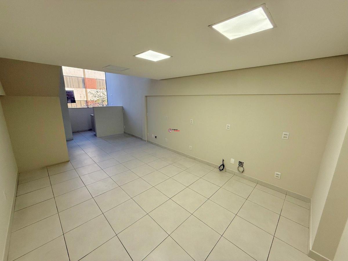 Sala, São José, 0 Quarto, 1 Vaga