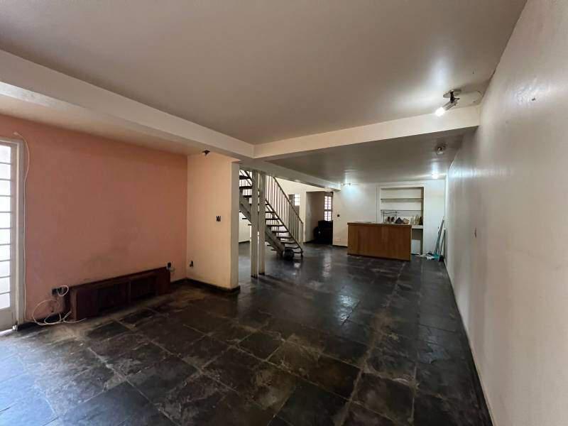 Casa, Nova Granada, 3 Quartos, 2 Vagas, 1 Suíte