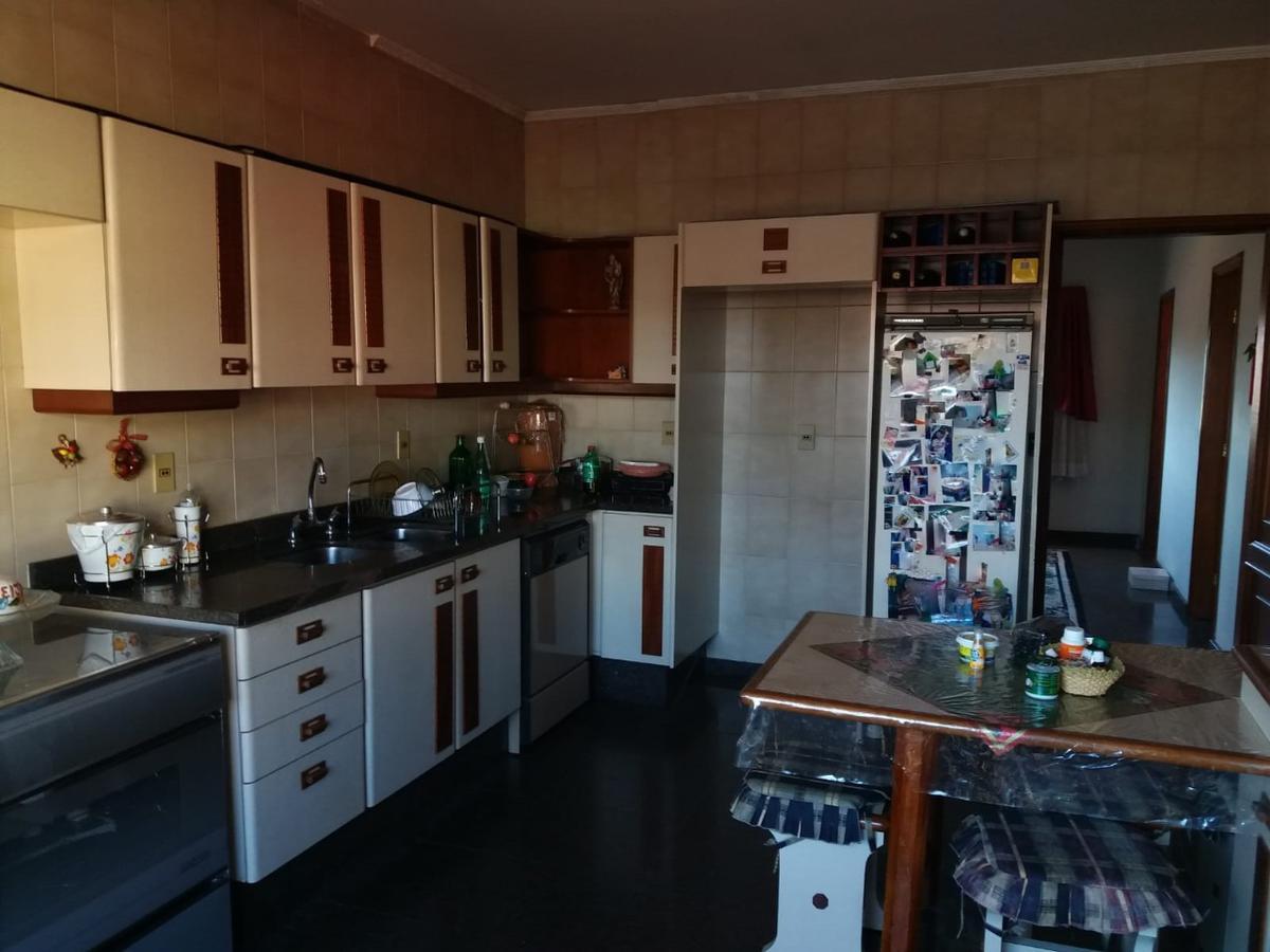 Casa, Centro, 3 Quartos, 1 Vaga, 1 Suíte