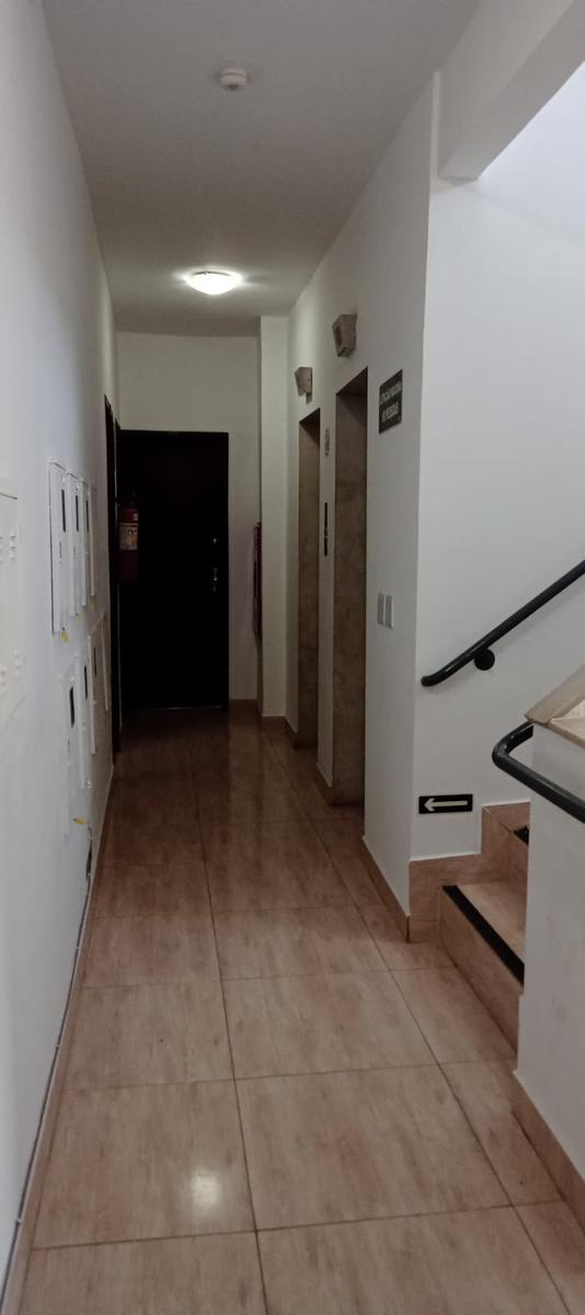 Sala, Barro Preto, 0 Quarto, 0 Vaga