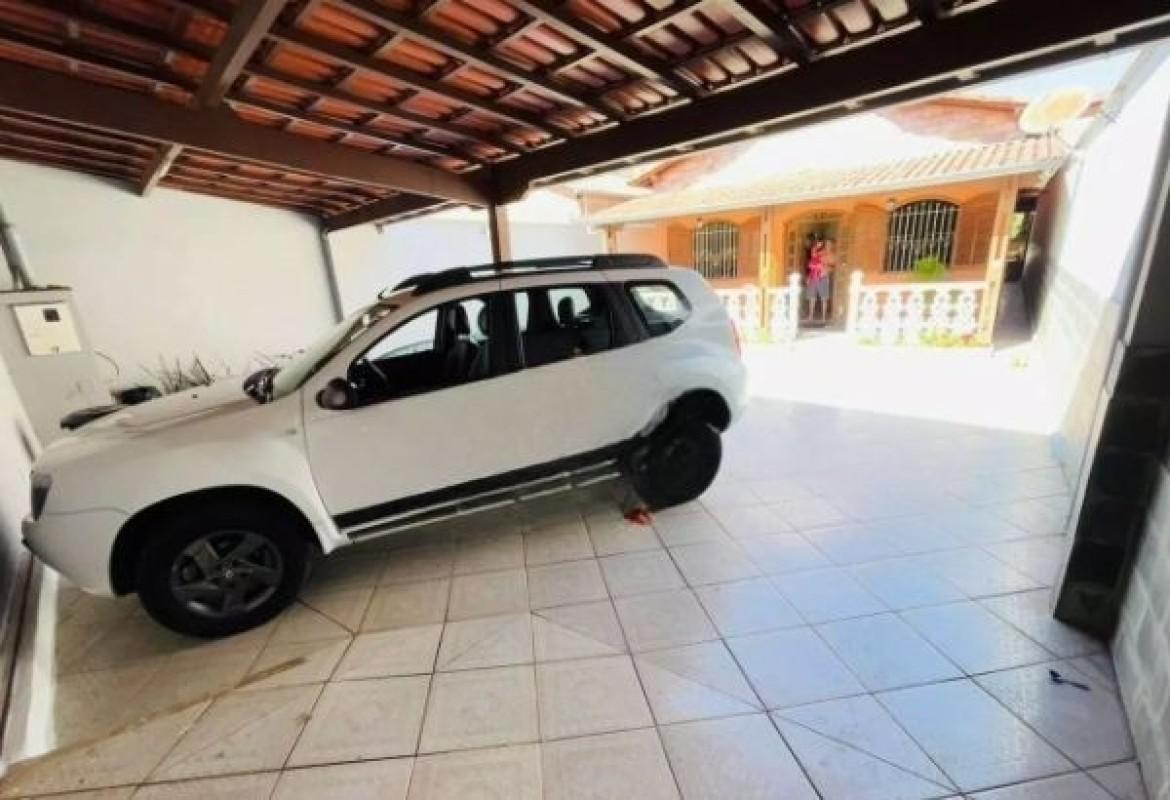 Casa, Céu Azul, 3 Quartos, 5 Vagas, 1 Suíte