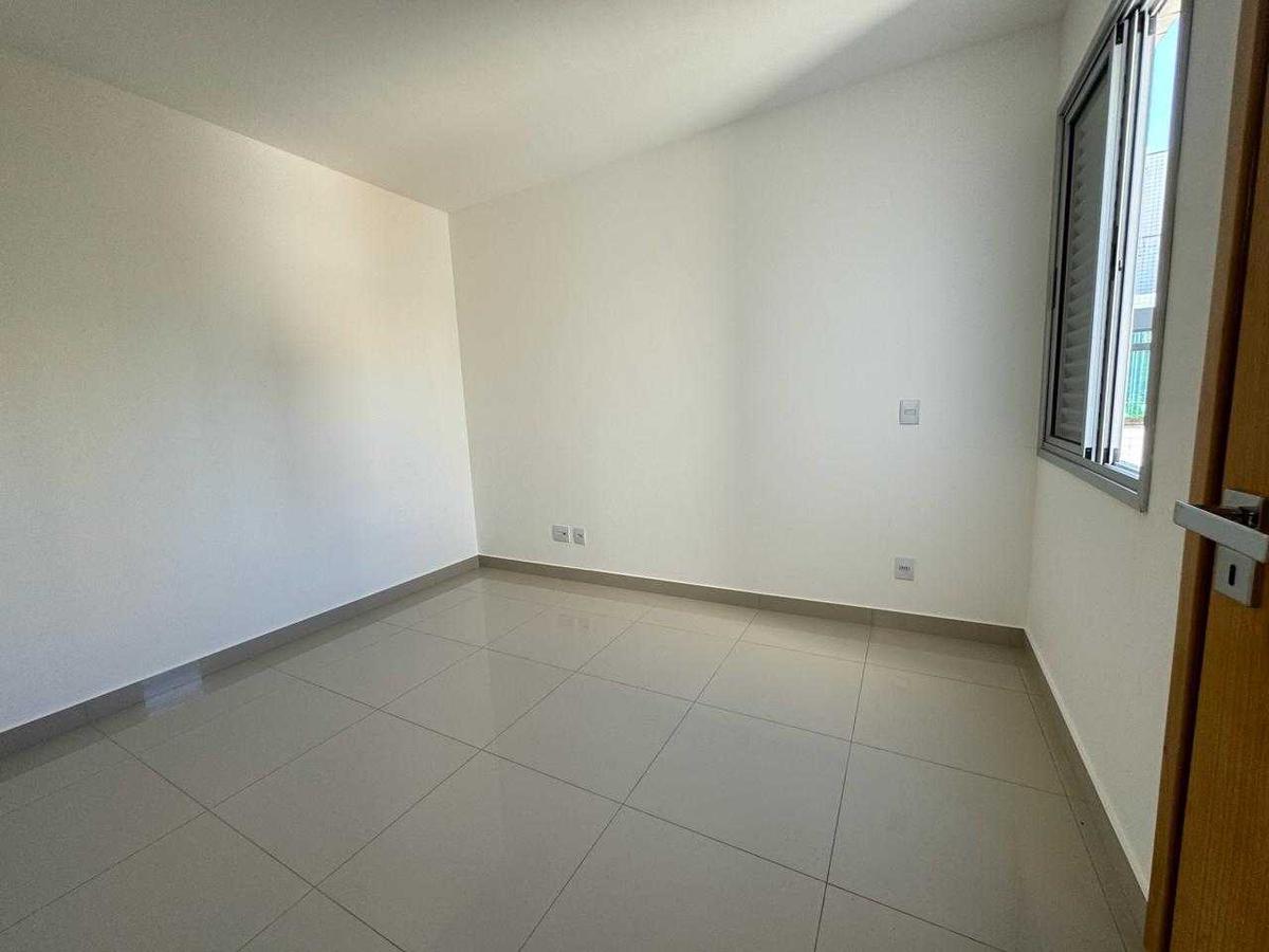 Cobertura, Vila Paris, 2 Quartos, 3 Vagas, 2 Suítes