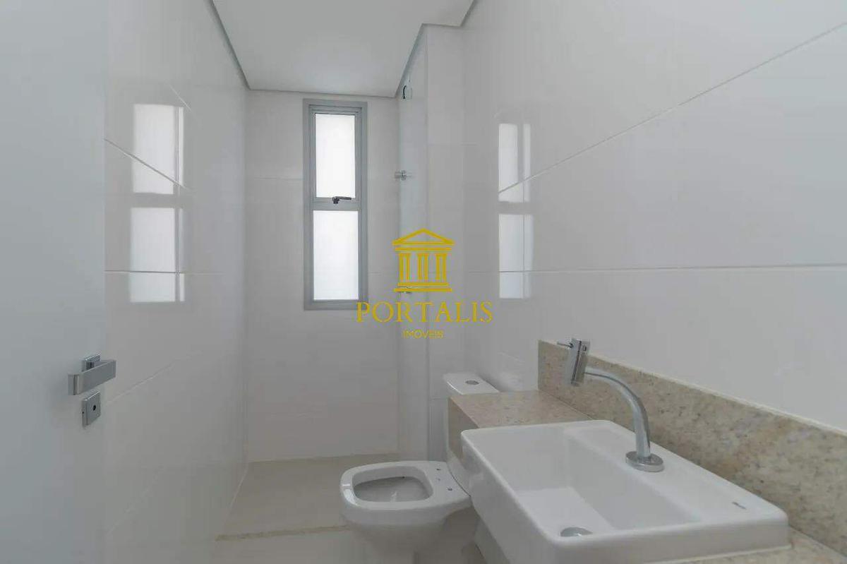 Apartamento, Sagrada Família, 3 Quartos, 2 Vagas, 1 Suíte