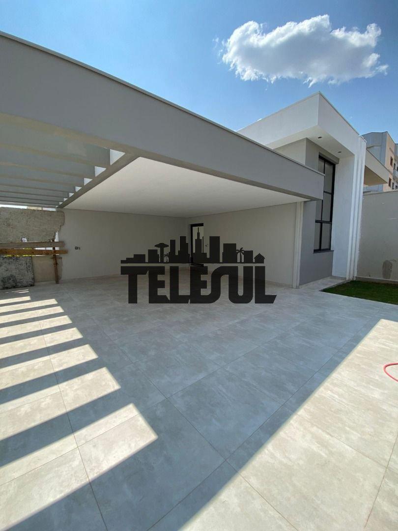 Casa, Santa Luiza, 4 Quartos, 0 Vaga, 3 Suítes