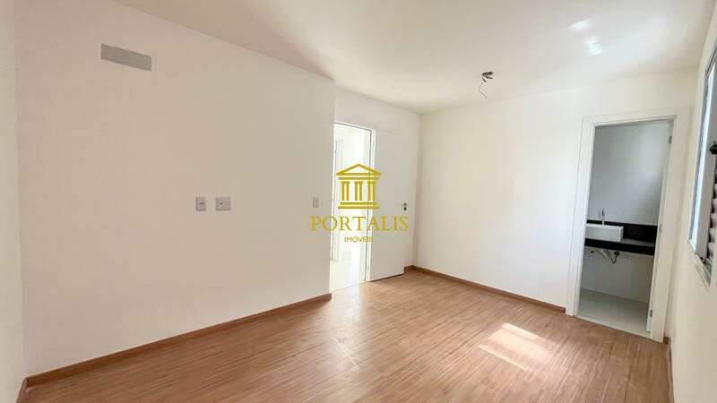 Apartamento, Vila Paris, 2 Quartos, 2 Vagas, 2 Suítes