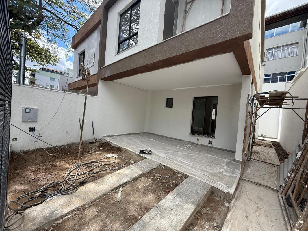Casa, Itapoã, 3 Quartos, 2 Vagas, 1 Suíte