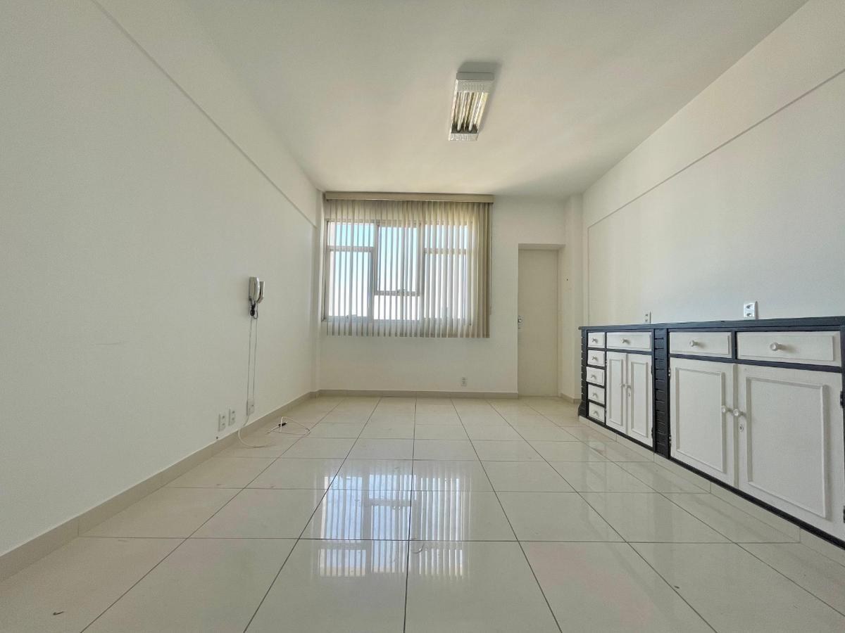 Sala, São José, 0 Quarto, 0 Vaga