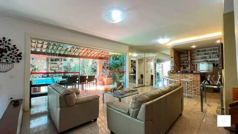 Casa, Santa Lúcia, 5 Quartos, 5 Vagas, 2 Suítes