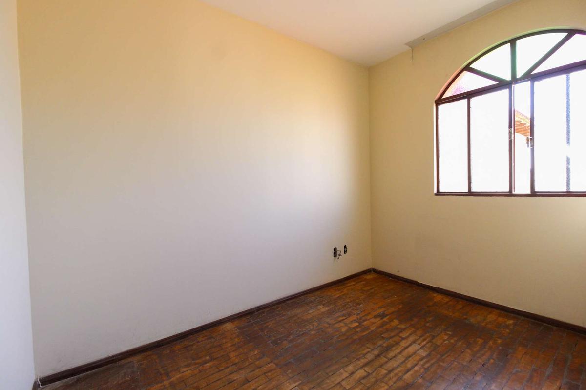 Casa, Itapoã, 3 Quartos, 2 Vagas, 1 Suíte
