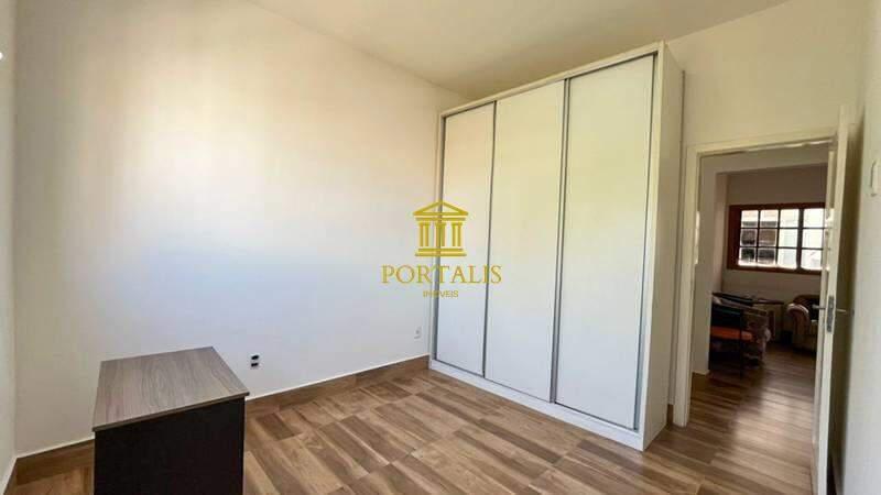 Apartamento, Floresta, 6 Quartos, 0 Vaga, 1 Suíte