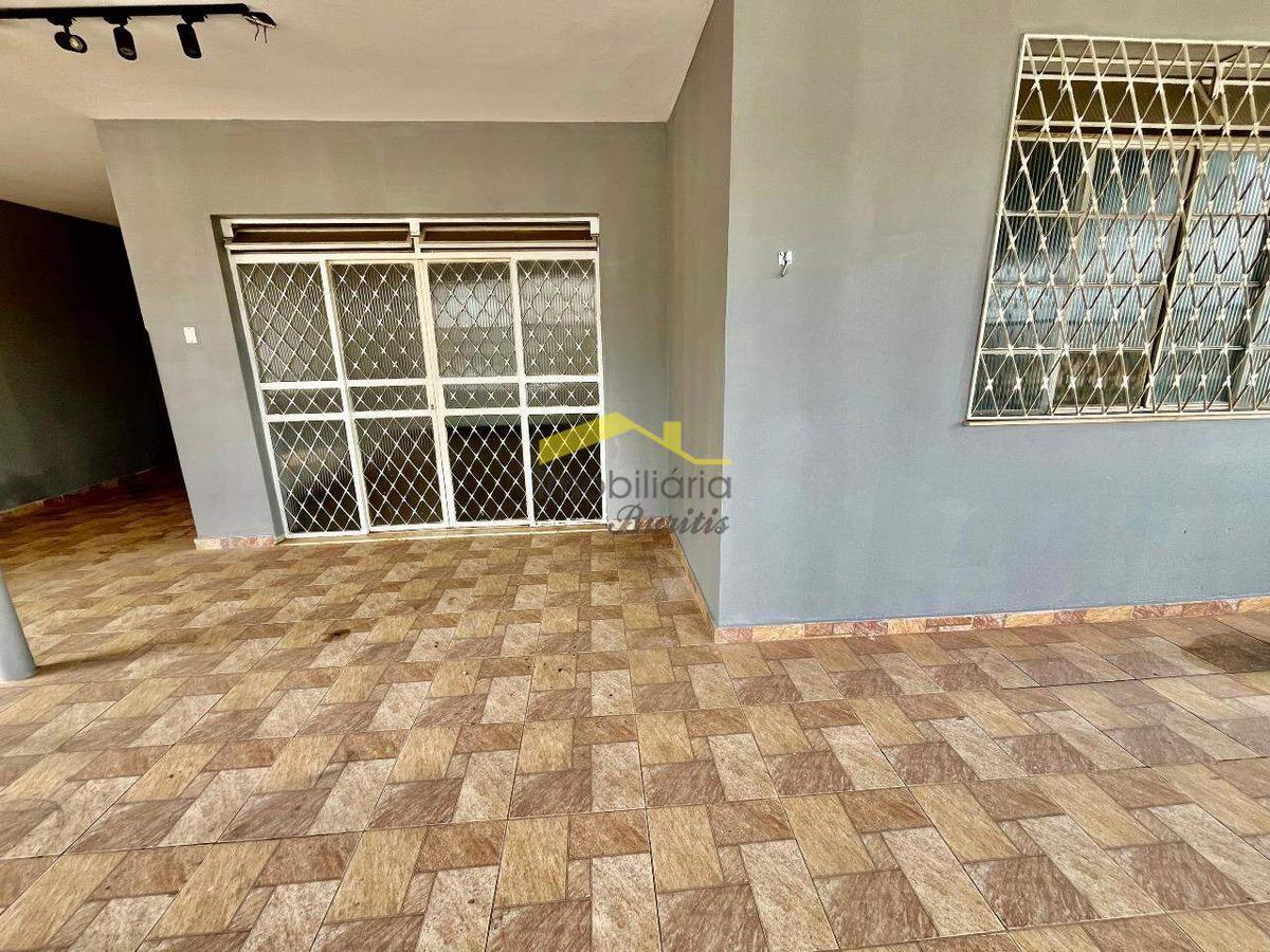 Casa, Nova Suíssa, 4 Quartos, 4 Vagas